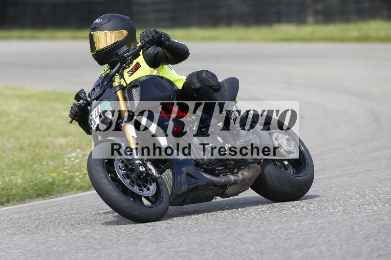 /15 13.05.2025 Max Racing ADR/Gruppe gruen/64